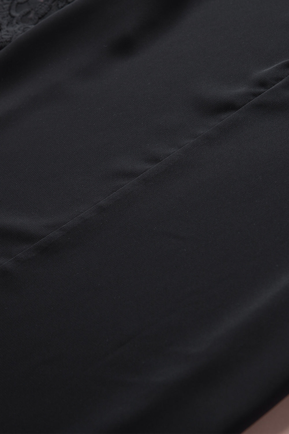 μαύρο φλοράλ κοντομάνικο δαντελένιο τοπ BIRGIT BLACK