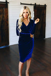 ΑΜΕΣΑ ΔΙΑΘΕΣΙΜΟ: μπλε μίντι φόρεμα   με V ντεκολτέ LUCRETIA BLUE