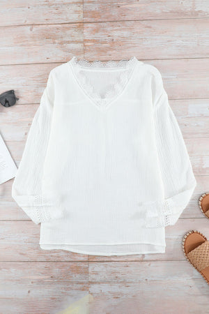 ΑΜΕΣΑ ΔΙΑΘΕΣΙΜΟ: άσπρο δαντελένιο μπλουζάκι   με V ντεκολτέ SANTOS WHITE