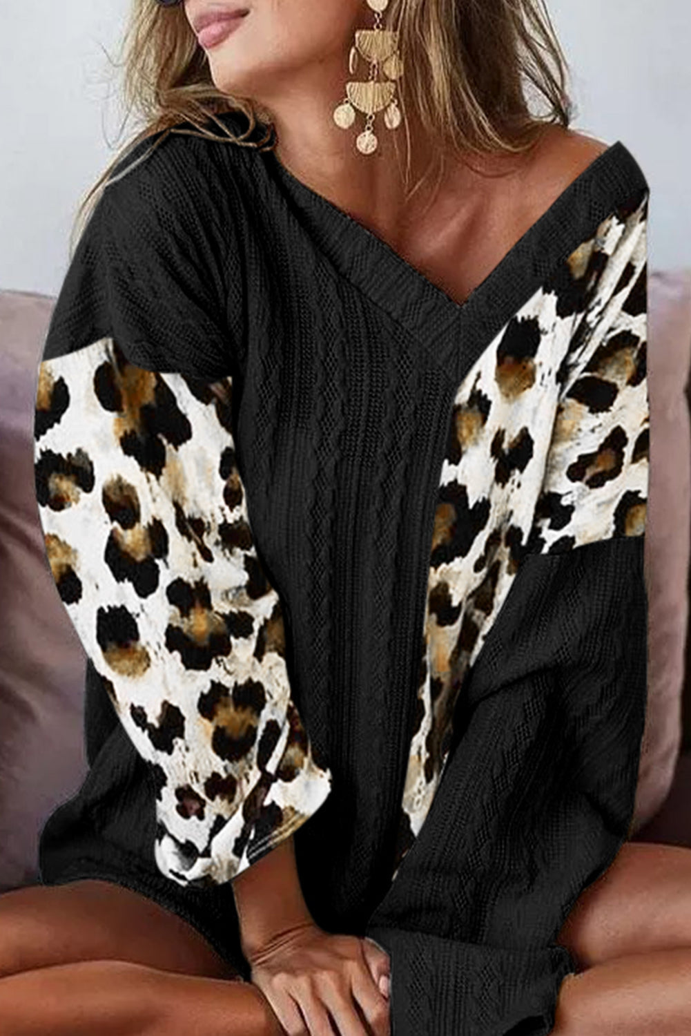 ΑΜΕΣΑ ΔΙΑΘΕΣΙΜΟ: μαύρο λεοπάρ πουλόβερ με V ντεκολτέ RACHELL BLACK