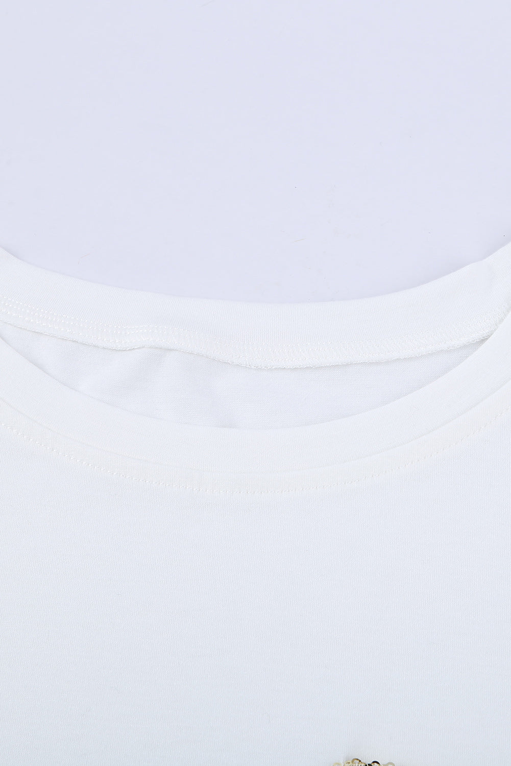ΑΜΕΣΑ ΔΙΑΘΕΣΙΜΟ: άσπρο κοντομάνικο t-shirt   με παγιέτες LOUANN WHITE